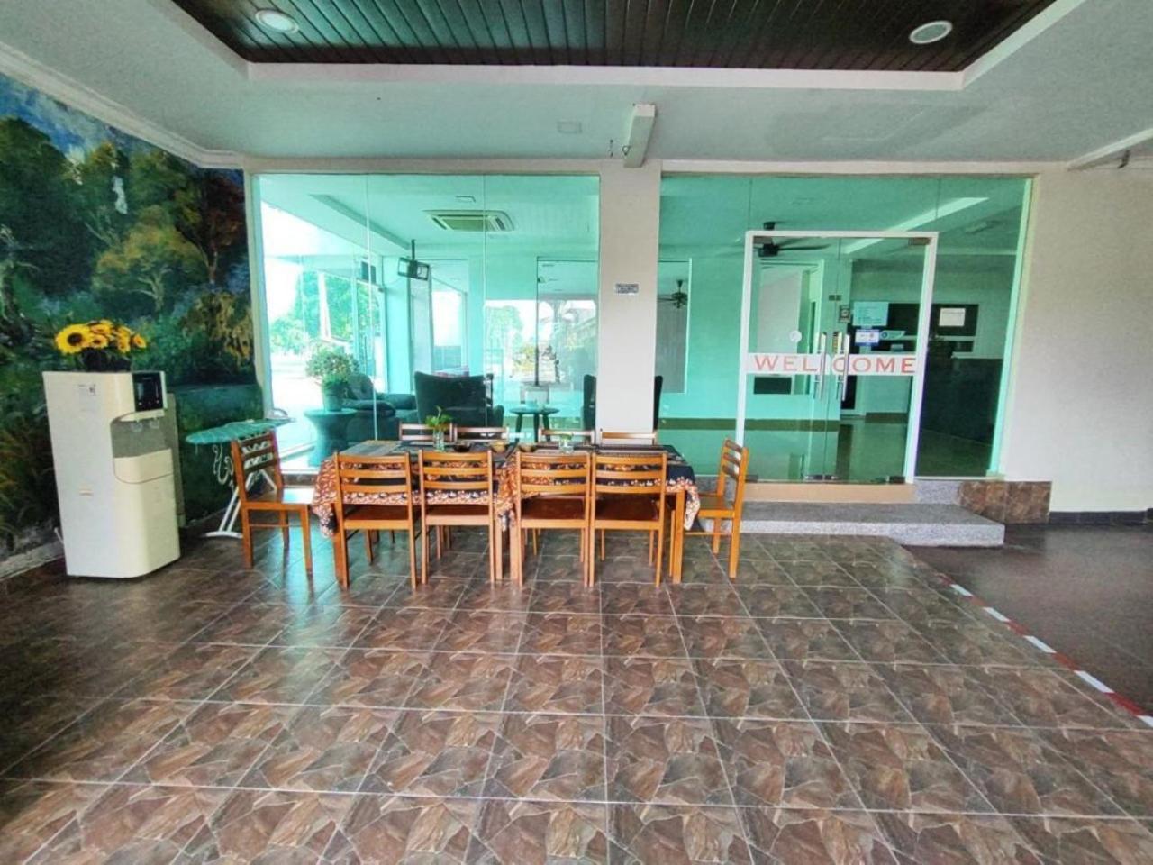 Sweet Cenang Memories Inn Пантай Ченанг Екстериор снимка